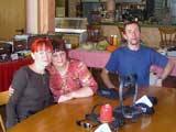 ... Jutta, Brigitte und Patrick vor dem Mittagessen ...