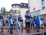 ... B�hne frei f�r den Goldstadt-Fanfarenzug ...