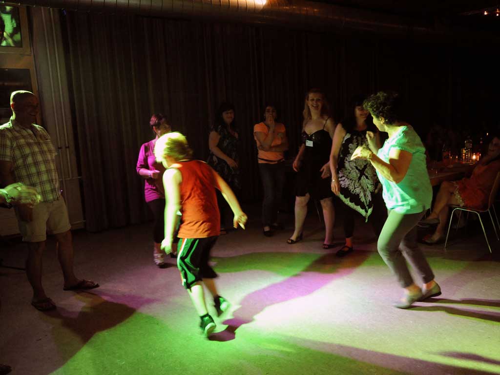 ... encore on dance ...