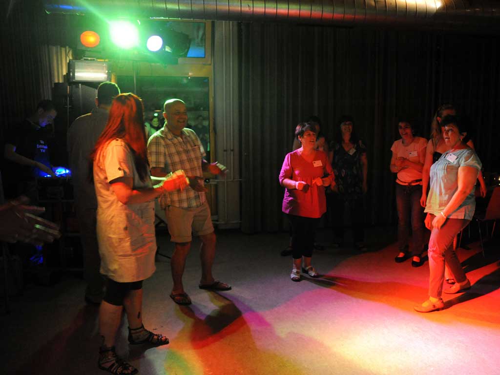 ... encore on dance ...