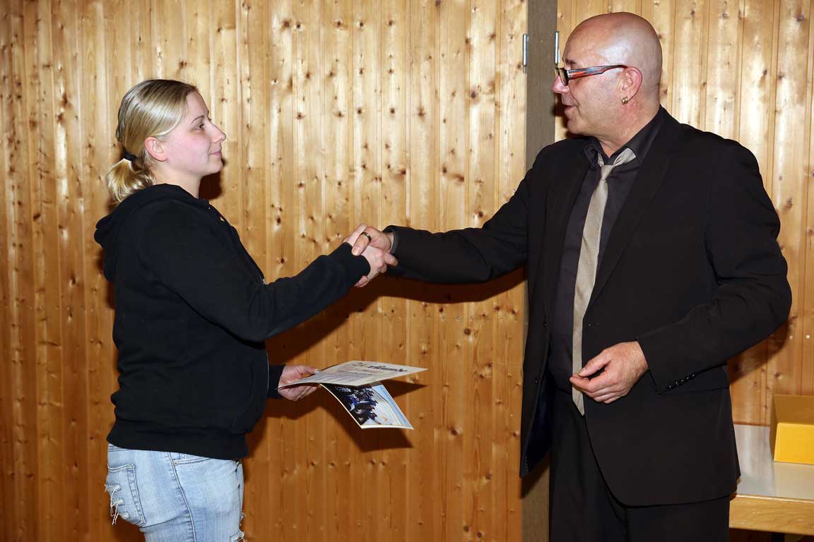 Manuela Lang ist seit 10 Jahren als Trommlerin aktiv