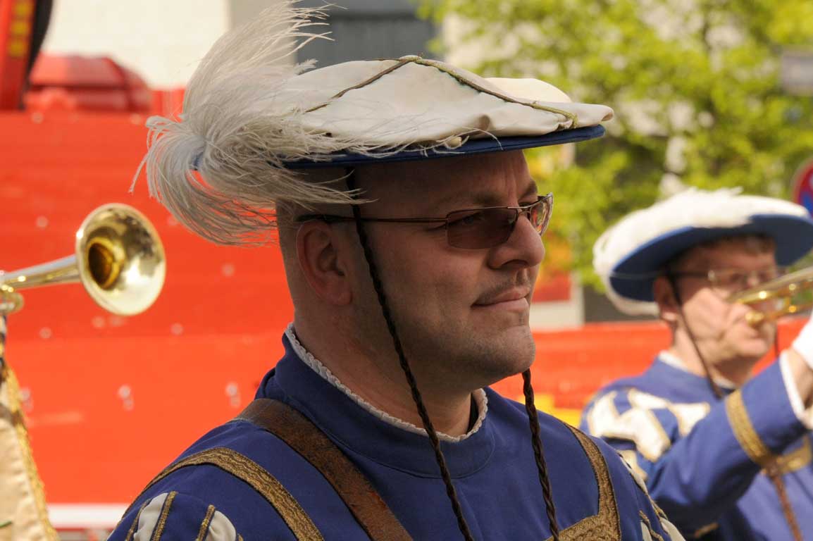 Einmarsch auf den Waisenhausplatz