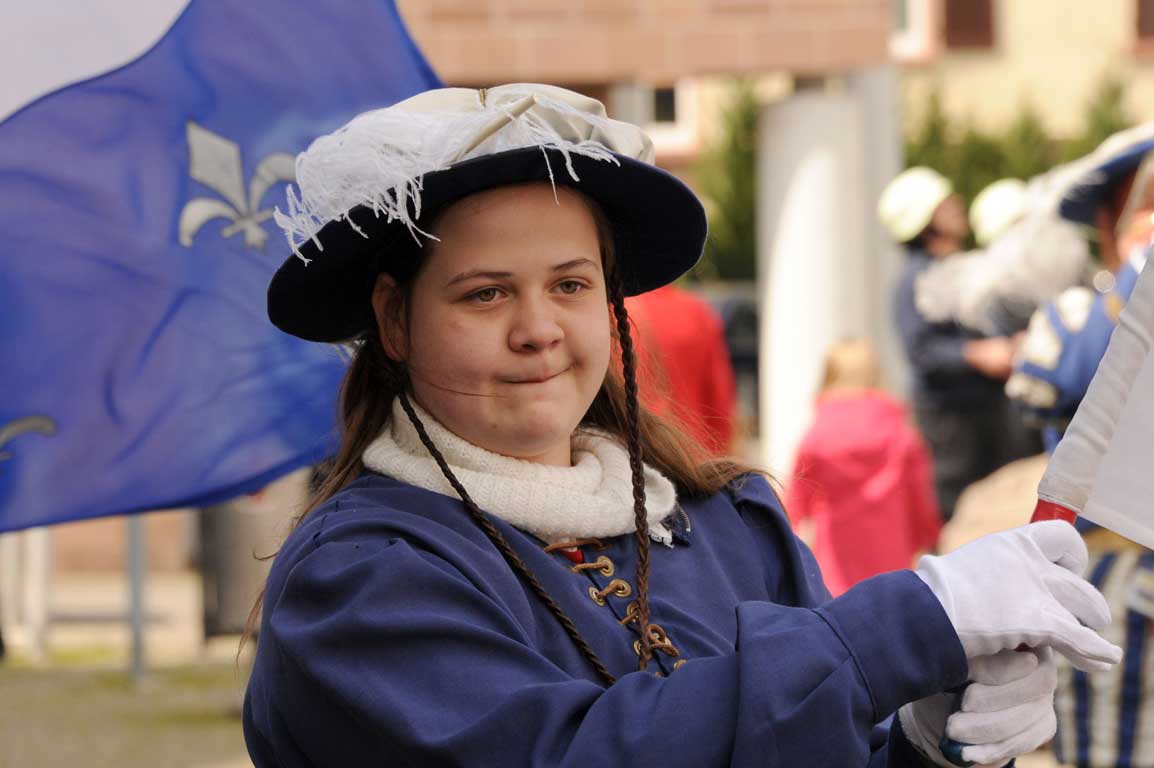 Einmarsch auf den Waisenhausplatz
