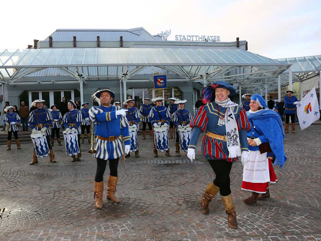Besuch von Ritter Belrem mit seiner Zuleima